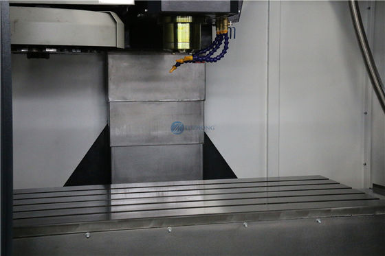 Máquina de trituração vertical VMC1060 do Cnc
