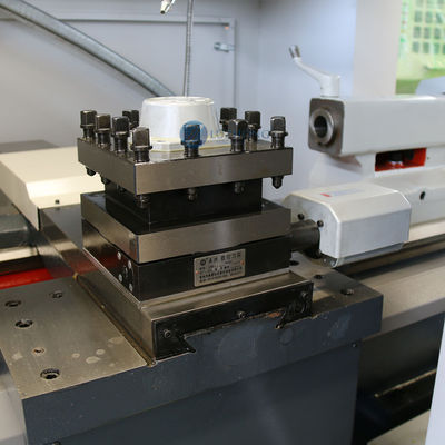 Máquina de gerencio do torno do CNC do CNC CAK6140 China do torno para a venda