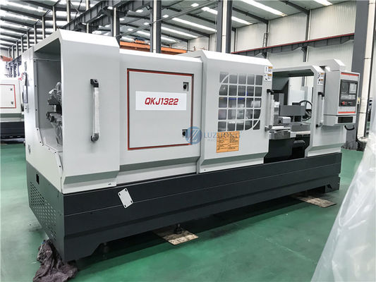 torno pesado do cnc que gerencie o rosqueamento da tubulação do cnc do torno do metal da cama lisa QK1322