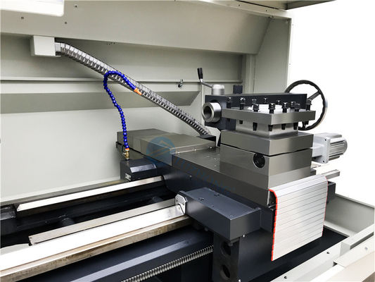 Torno do Cnc de Lathe Machine CK6152E do controlador do Cnc de Syntec do torno do país do óleo do Cnc com alimentador da barra
