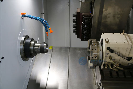 Centro de gerencio da linha central CK46D-8 4 com máquina do torno do CNC da cama de inclinação da linha central da linha central e do C de Y