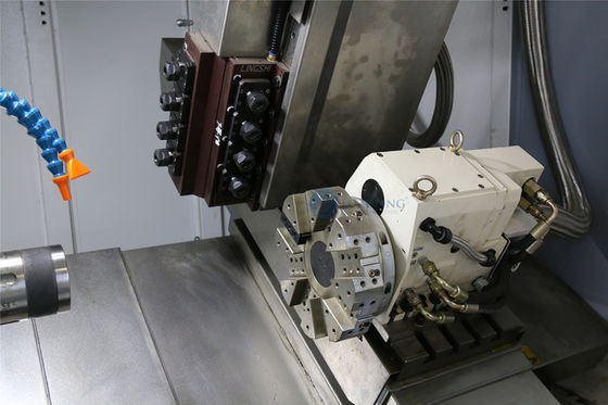 Centro de gerencio da linha central CK46D-8 4 com máquina do torno do CNC da cama de inclinação da linha central da linha central e do C de Y